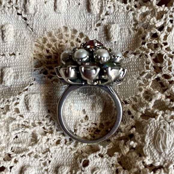 🌟Ann Taylor Cocktail Ring🌟 - Picture 4 of 6